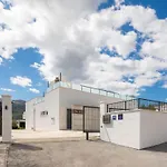 Casa de Férias In Mit Beheiztem Pool By Interhome Dugopolje